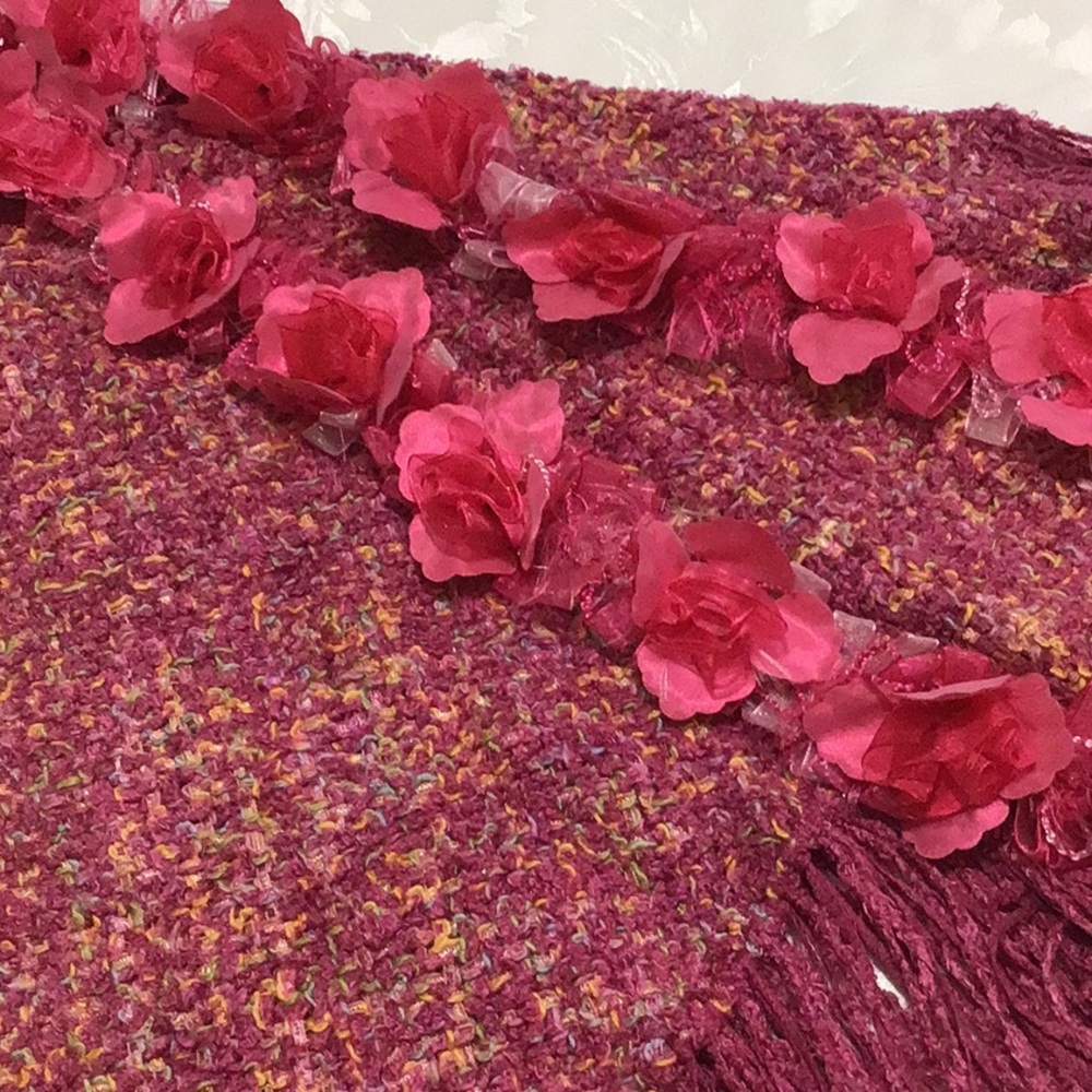 Exquisite One of a Kind Flower Shawl - Picture 6 of 10